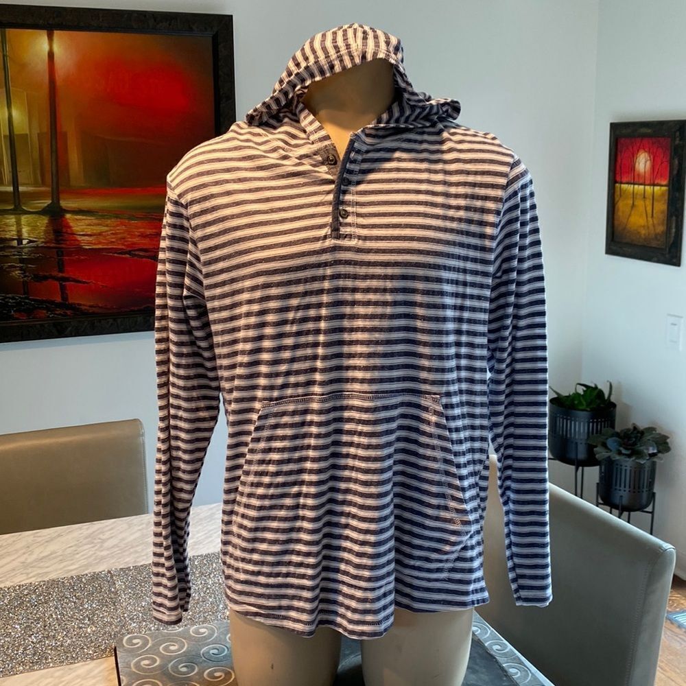 pd&c Large Long Sleeve Shirt with Hood Stripes 1/4 Button Down Front Pocket